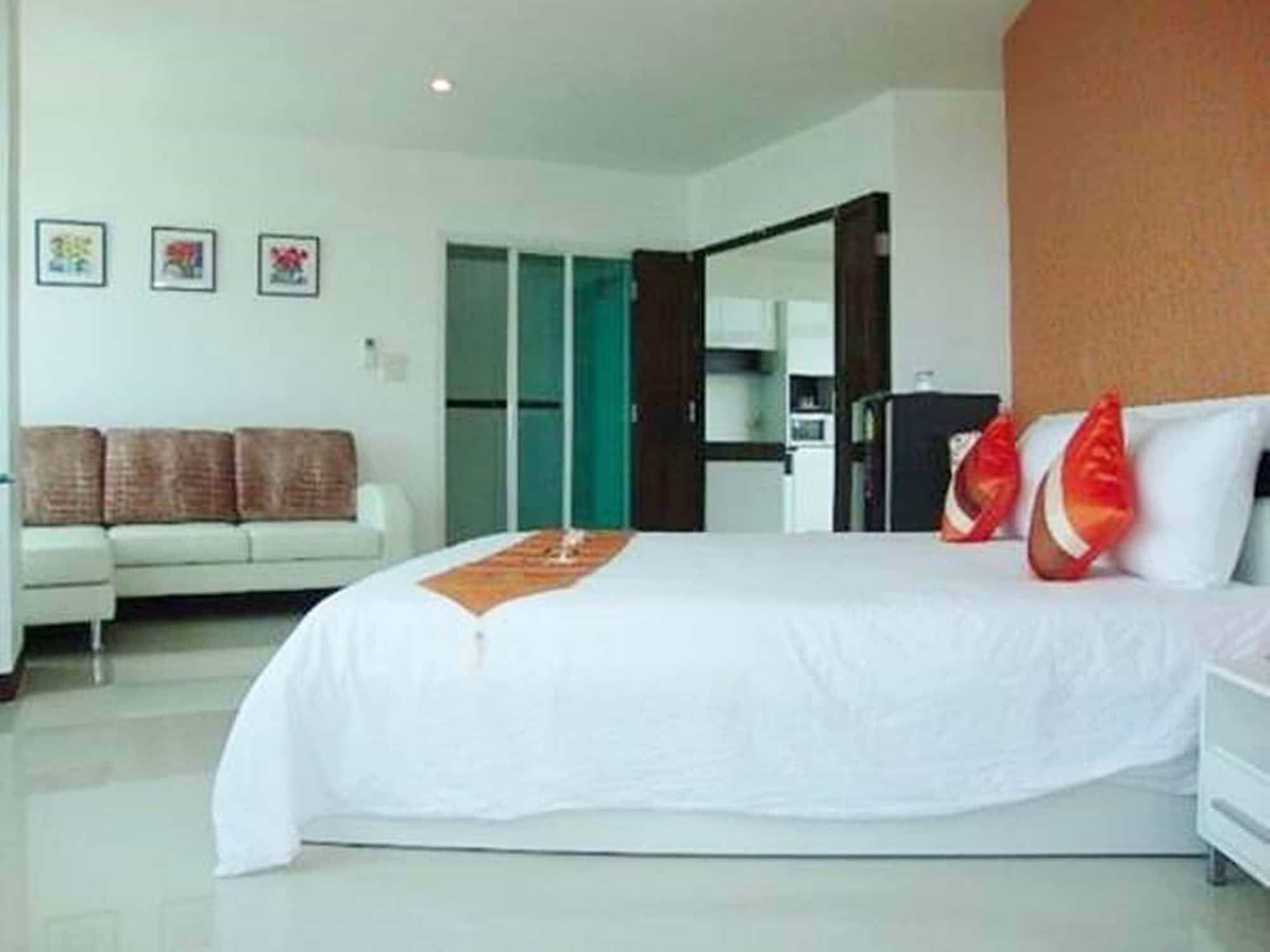 Grand Residence Jomtien Екстер'єр фото