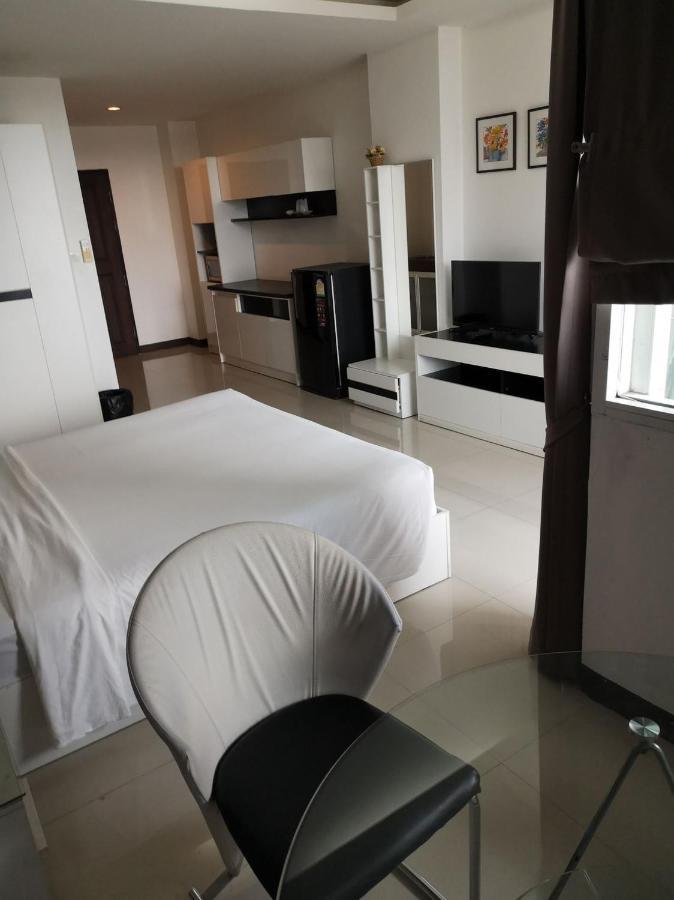 Grand Residence Jomtien Екстер'єр фото