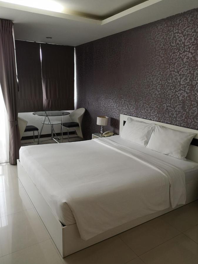 Grand Residence Jomtien Екстер'єр фото