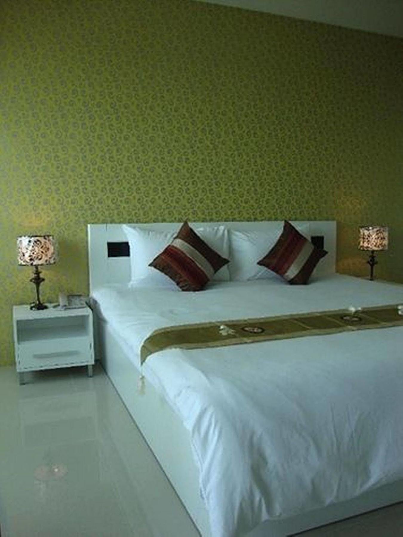 Grand Residence Jomtien Екстер'єр фото