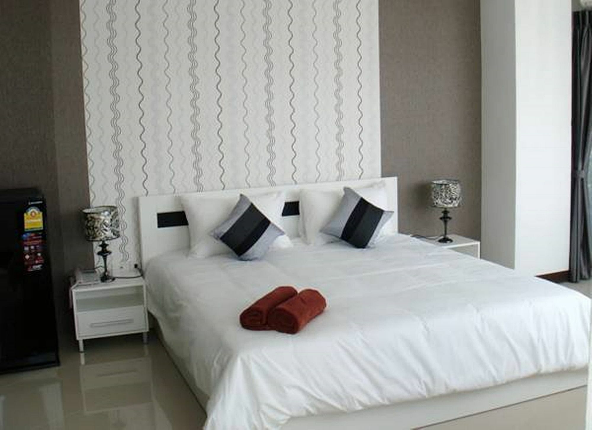 Grand Residence Jomtien Екстер'єр фото