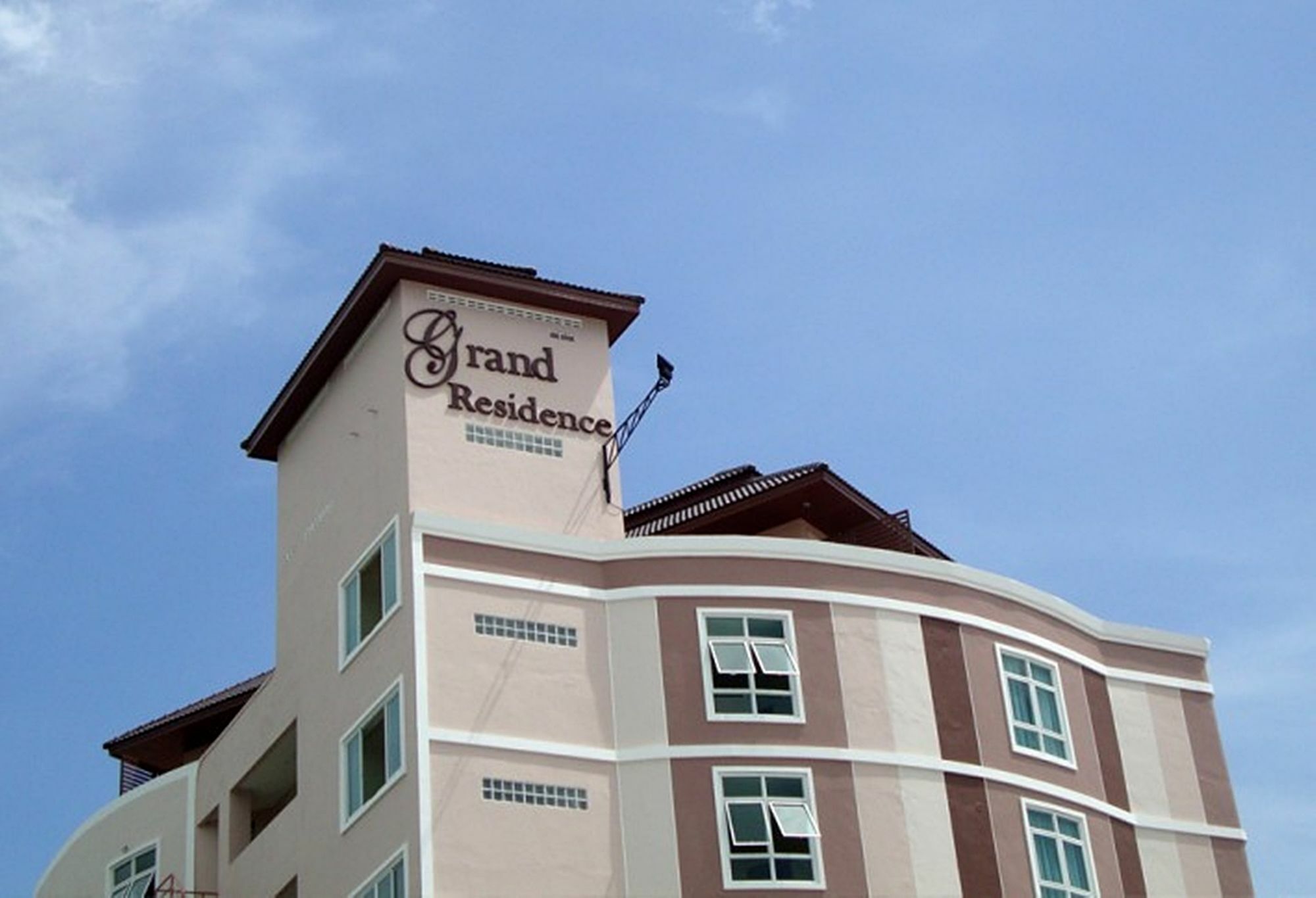 Grand Residence Jomtien Екстер'єр фото